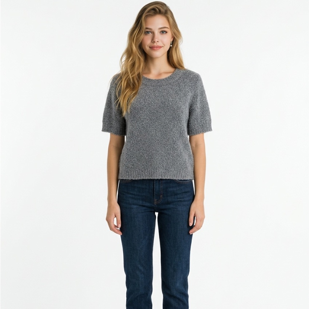 Women's One Step Up Gray Crew Neck Sweater Med Wool Blend Minimalist Chic Cozy‎